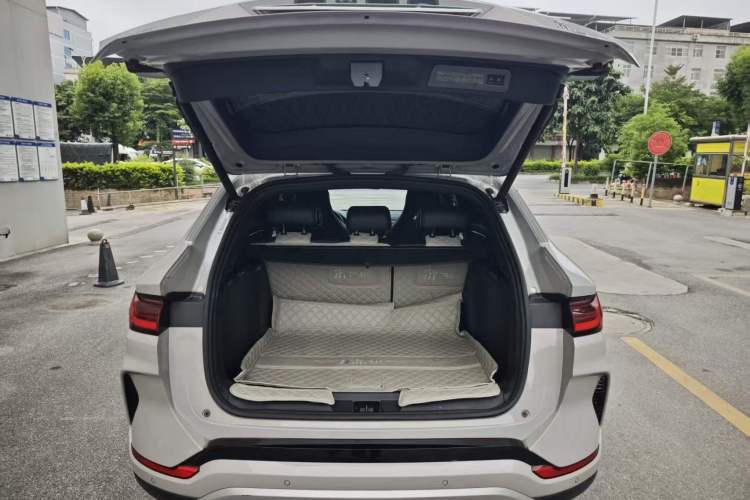 Used BYD Song PLUS New Energy 2024 HONOR Edition DM-i 110km Flagship PLUS Trunk