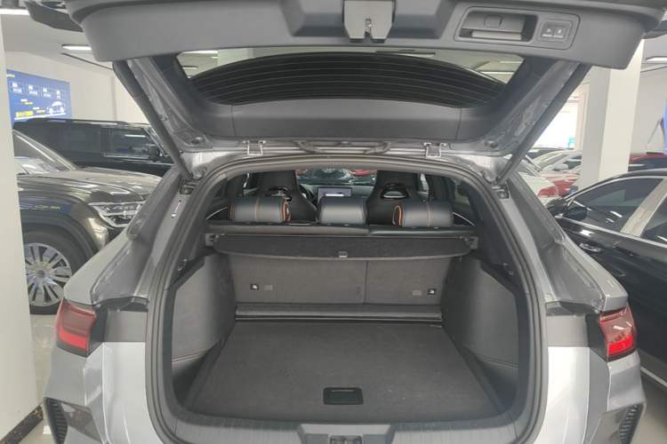 Used BYD Song PLUS New Energy 2024 HONOR Edition DM-i 110km Flagship PLUS Trunk