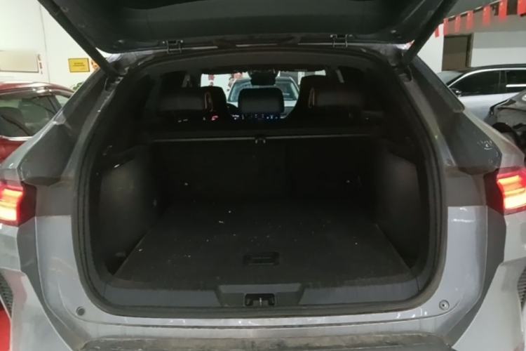 Used BYD Song PLUS New Energy 2024 HONOR Edition DM-i 110km Flagship Model Trunk