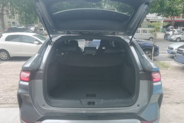 Used BYD Song PLUS New Energy 2024 Honor Edition EV 520km Luxury Model Trunk