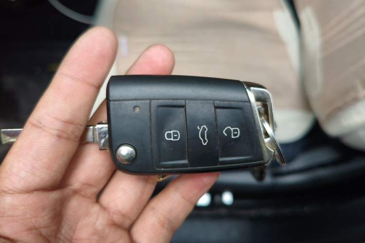 Used BYD Song PLUS New Energy 2024 HONOR Edition DM-i 71km Luxury Model Vehicle Key
