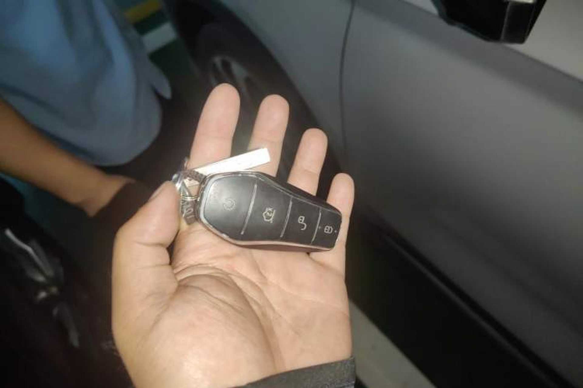 Used BYD Song PLUS New Energy 2024 HONOR Edition DM-i 110km Flagship Model Vehicle Key