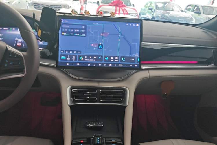 Used BYD Song PLUS New Energy 2024 Honor Edition EV 605km Flagship PLUS Audio And AC Panel