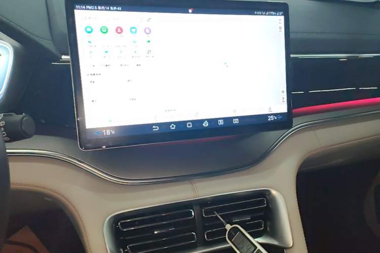 Used BYD Song PLUS New Energy 2024 HONOR Edition DM-i 150km Flagship PLUS Audio And AC Panel