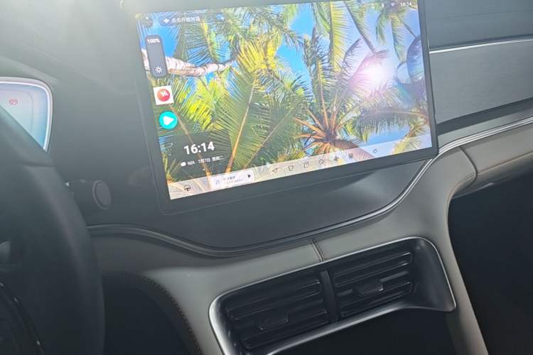 Used BYD Song PLUS New Energy 2024 HONOR Edition DM-i 110km Flagship Model Audio And AC Panel