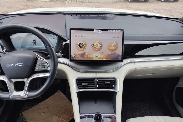 Used BYD Song PLUS New Energy 2024 HONOR Edition DM-i 110km Flagship PLUS Audio And AC Panel