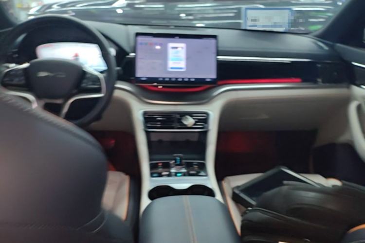 Used BYD Song PLUS New Energy 2024 HONOR Edition DM-i 150km Flagship PLUS Center Console