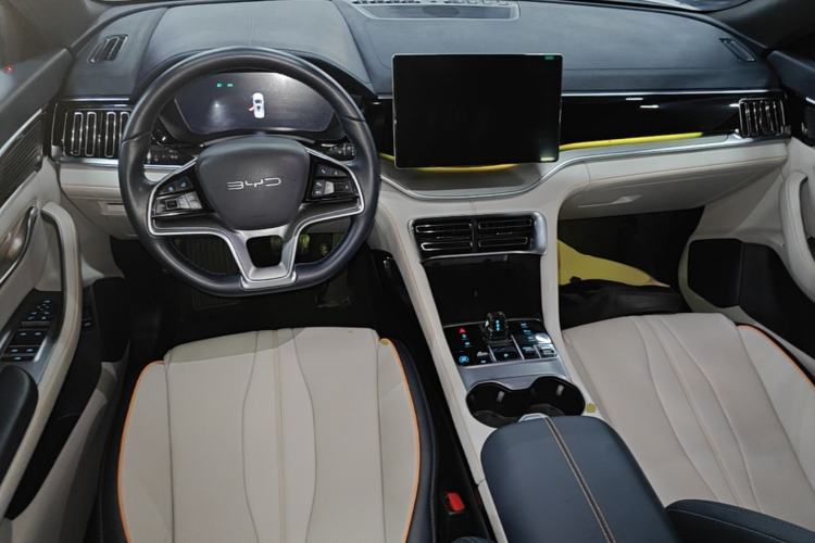 Used BYD Song PLUS New Energy 2024 HONOR Edition DM-i 110km Flagship PLUS Center Console