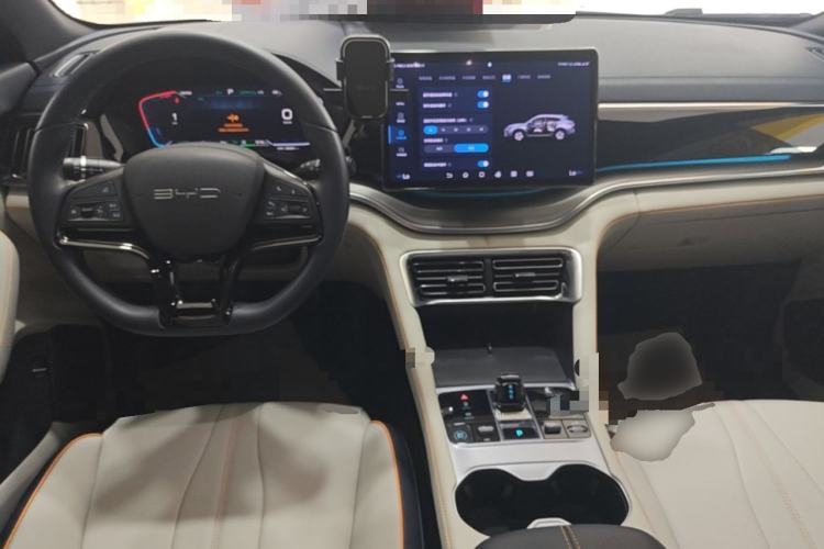 Used BYD Song PLUS New Energy 2024 HONOR Edition DM-i 71km Luxury Model Center Console