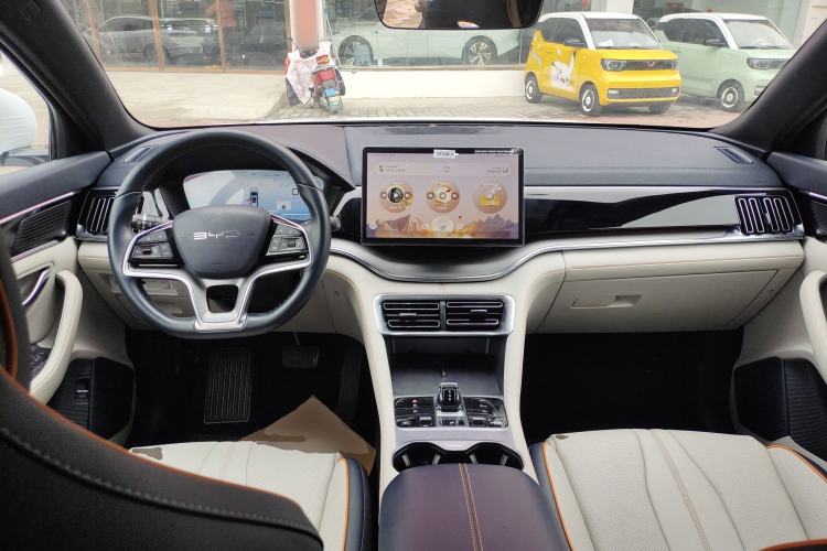 Used BYD Song PLUS New Energy 2024 HONOR Edition DM-i 110km Flagship PLUS Center Console