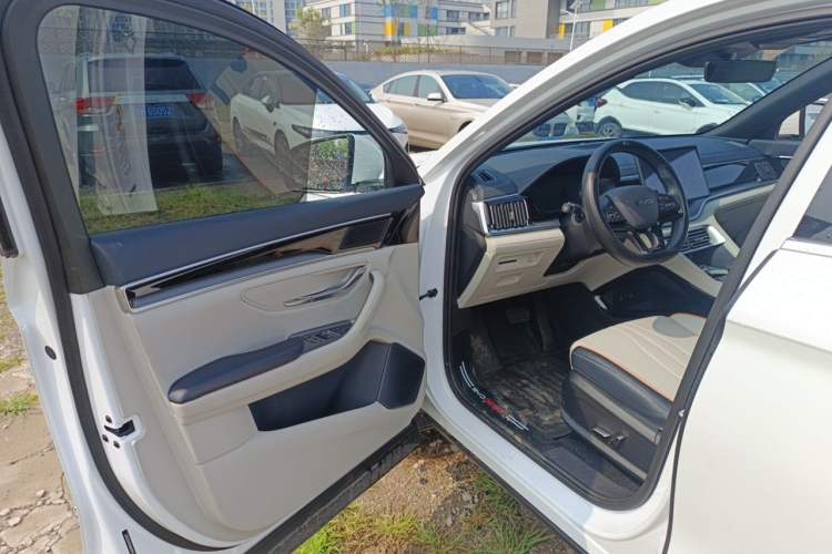 Used BYD Song PLUS New Energy 2024 Honor Edition EV 520km Luxury Model Driver Seat