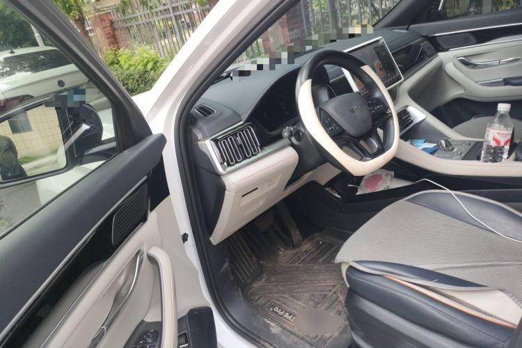 Used BYD Song PLUS New Energy 2024 HONOR Edition DM-i 110km Flagship Model Driver Seat