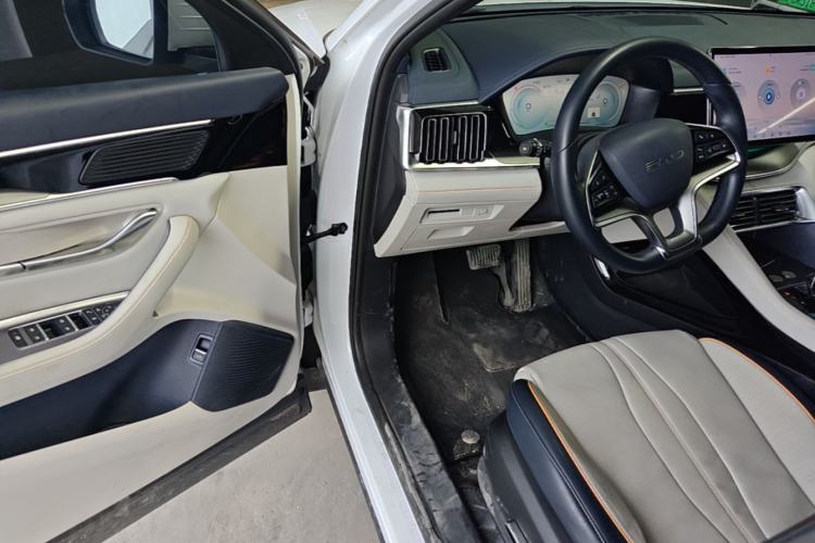 Used BYD Song PLUS New Energy 2024 HONOR Edition DM-i 110km Flagship PLUS Driver Seat