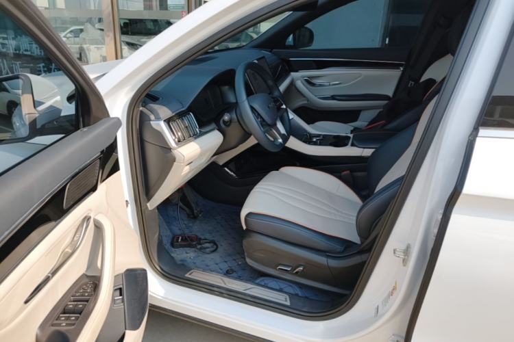 Used BYD Song PLUS New Energy 2024 HONOR Edition DM-i 150km Flagship PLUS Driver Seat