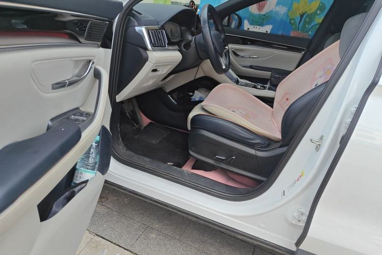 Used BYD Song PLUS New Energy 2024 HONOR Edition DM-i 110km Flagship PLUS Driver Seat