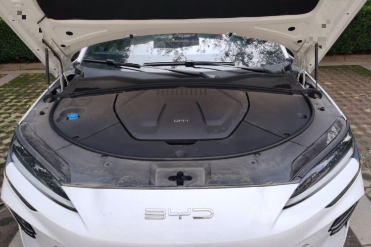 Used BYD Song PLUS New Energy 2024 HONOR Edition DM-i 110km Flagship PLUS Engine Bay