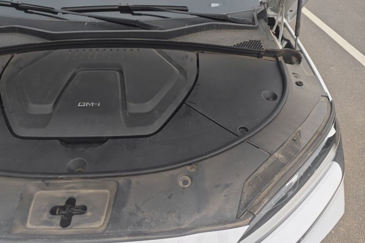 Used BYD Song PLUS New Energy 2024 HONOR Edition DM-i 150km Flagship PLUS Engine Bay Left
