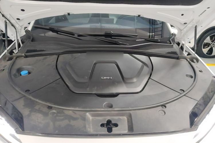 Used BYD Song PLUS New Energy 2024 HONOR Edition DM-i 110km Flagship Model Engine Bay