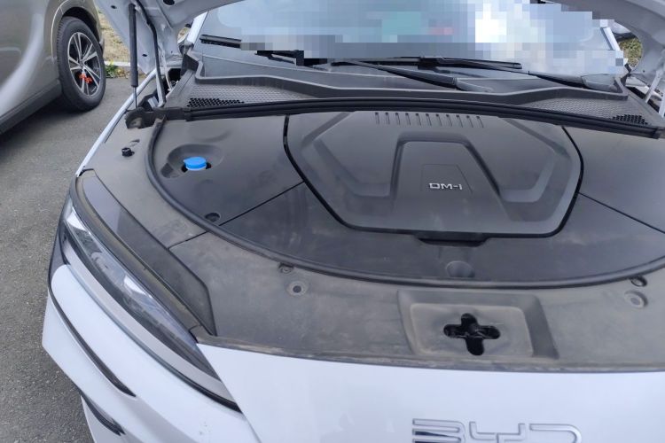 Used BYD Song PLUS New Energy 2024 HONOR Edition DM-i 110km Flagship Model Engine Bay Right