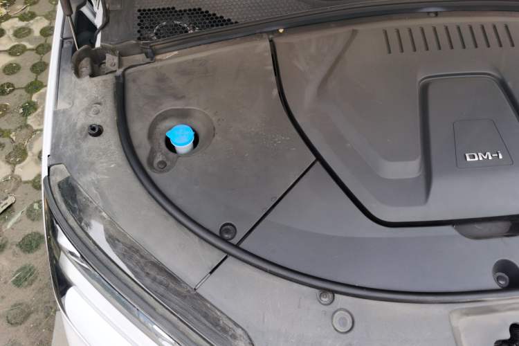 Used BYD Song PLUS New Energy 2024 HONOR Edition DM-i 110km Flagship PLUS Engine Bay Right