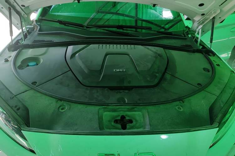 Used BYD Song PLUS New Energy 2024 HONOR Edition DM-i 110km Flagship Model Engine Bay