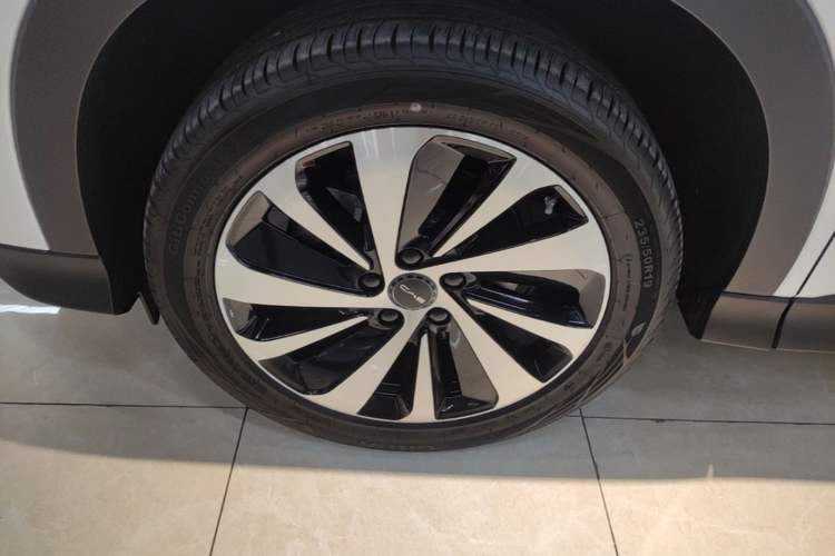 Used BYD Song PLUS New Energy 2024 Honor Edition EV 520km Luxury Model Exterior 4