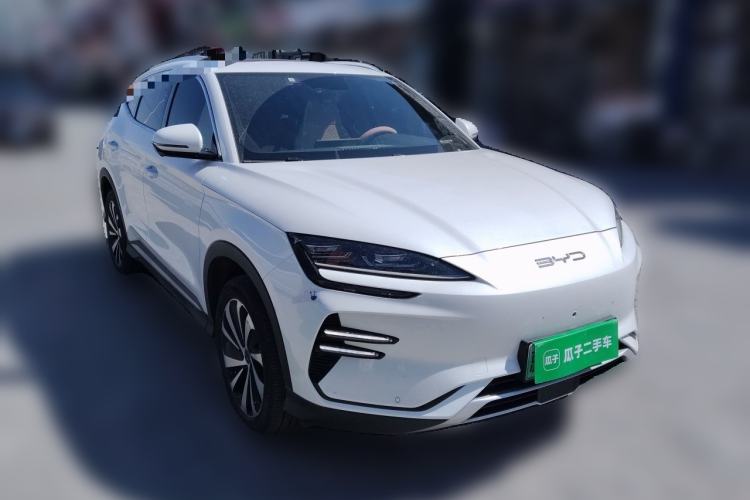 Used BYD Song PLUS New Energy 2024 Honor Edition EV 520km Premium Model Front Right 45 Deg