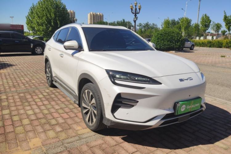 Used BYD Song PLUS New Energy 2024 Honor Edition EV 605km Flagship PLUS Front Right 45 Deg