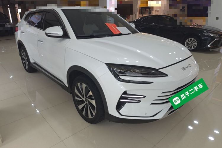 Used BYD Song PLUS New Energy 2024 HONOR Edition DM-i 71km Luxury Model Front Right 45 Deg