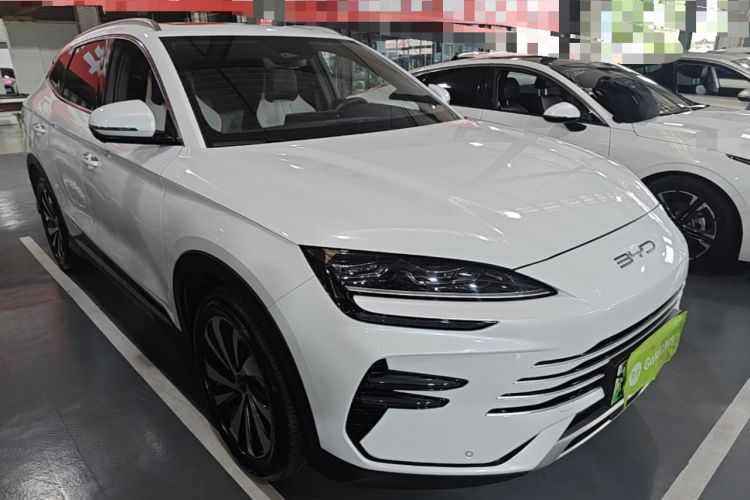 Used BYD Song PLUS New Energy 2024 HONOR Edition DM-i 110km Flagship Model Front Right 45 Deg
