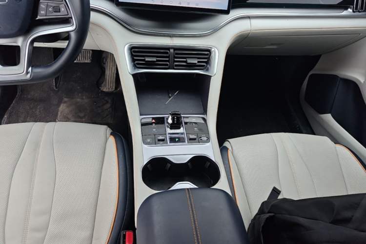 Used BYD Song PLUS New Energy 2024 HONOR Edition DM-i 110km Flagship PLUS Gear Lever