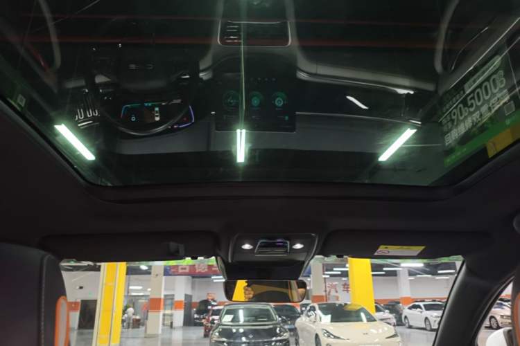 Used BYD Song PLUS New Energy 2024 Honor Edition EV 520km Luxury Model Headliner