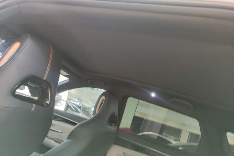 Used BYD Song PLUS New Energy 2024 Honor Edition EV 520km Luxury Model Headliner