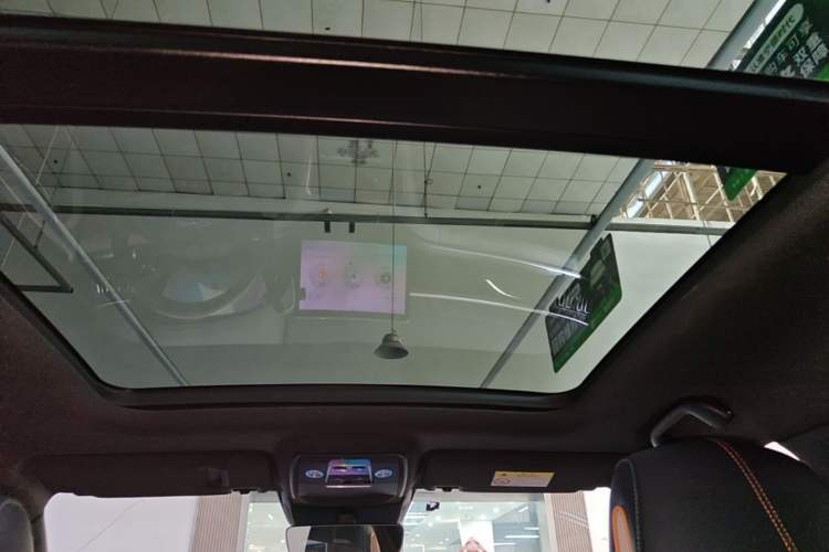 Used BYD Song PLUS New Energy 2024 Honor Edition EV 520km Premium Model Headliner