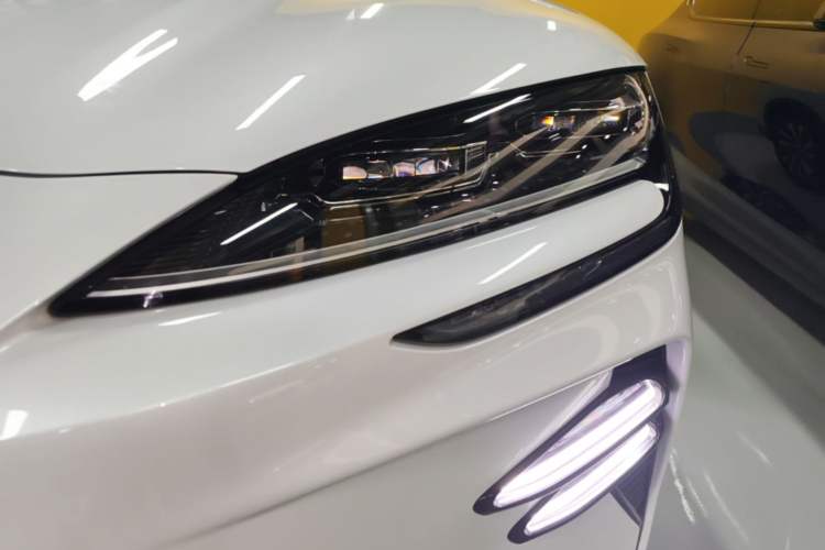 Used BYD Song PLUS New Energy 2024 Honor Edition EV 520km Luxury Model Left Front Headlight