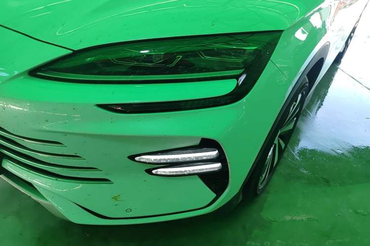 Used BYD Song PLUS New Energy 2024 HONOR Edition DM-i 110km Flagship Model Left Front Headlight