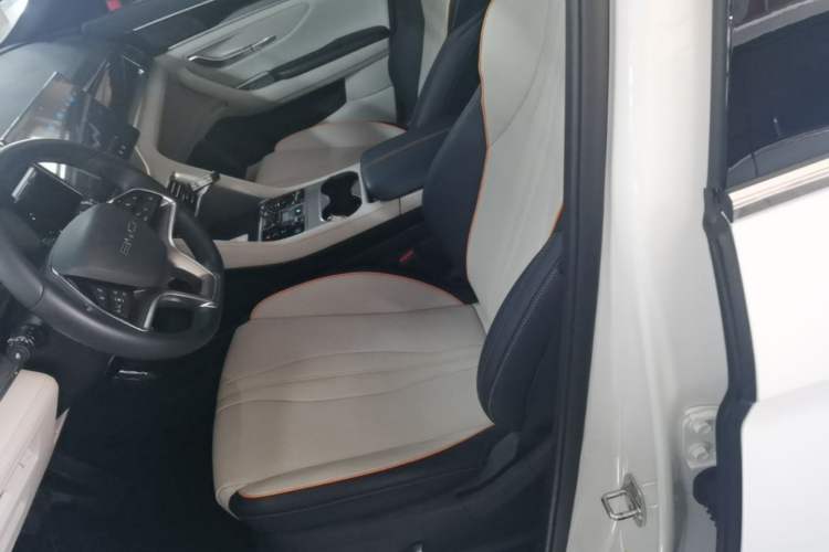 Used BYD Song PLUS New Energy 2024 HONOR Edition DM-i 150km Flagship PLUS Left Front Seat