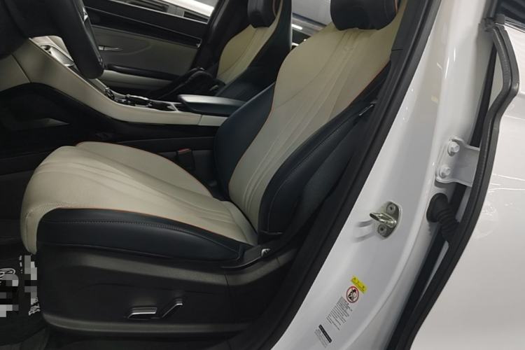 Used BYD Song PLUS New Energy 2024 HONOR Edition DM-i 110km Flagship PLUS Left Front Seat