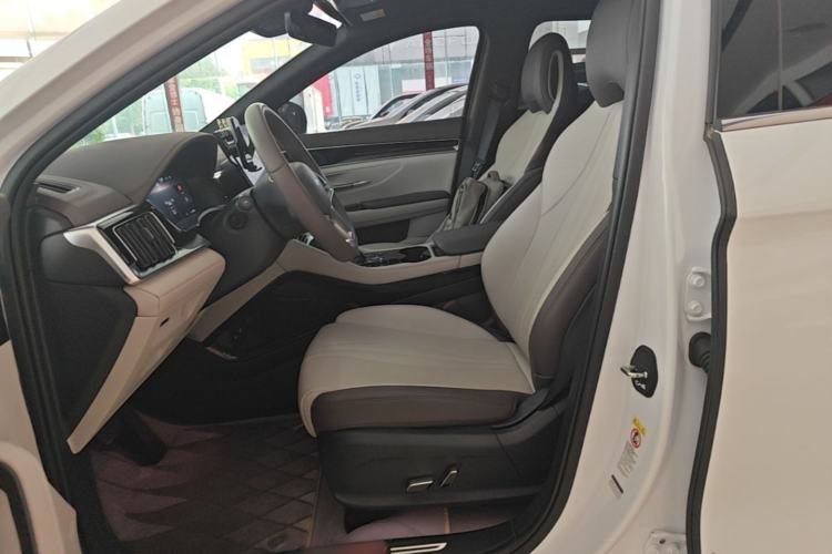 Used BYD Song PLUS New Energy 2024 Honor Edition EV 605km Flagship PLUS Left Front Seat