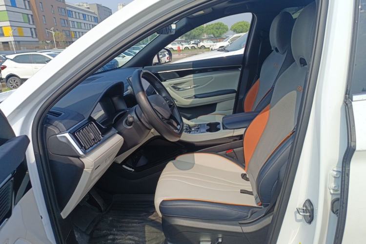 Used BYD Song PLUS New Energy 2024 Honor Edition EV 520km Luxury Model Left Front Seat