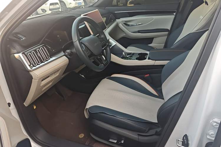 Used BYD Song PLUS New Energy 2024 HONOR Edition DM-i 110km Flagship Model Left Front Seat