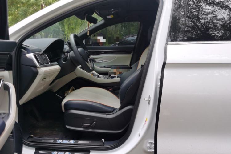 Used BYD Song PLUS New Energy 2024 HONOR Edition DM-i 110km Flagship PLUS Left Front Seat