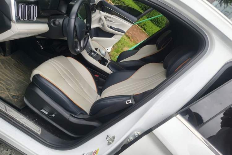 Used BYD Song PLUS New Energy 2024 HONOR Edition DM-i 150km Flagship PLUS Left Front Seat