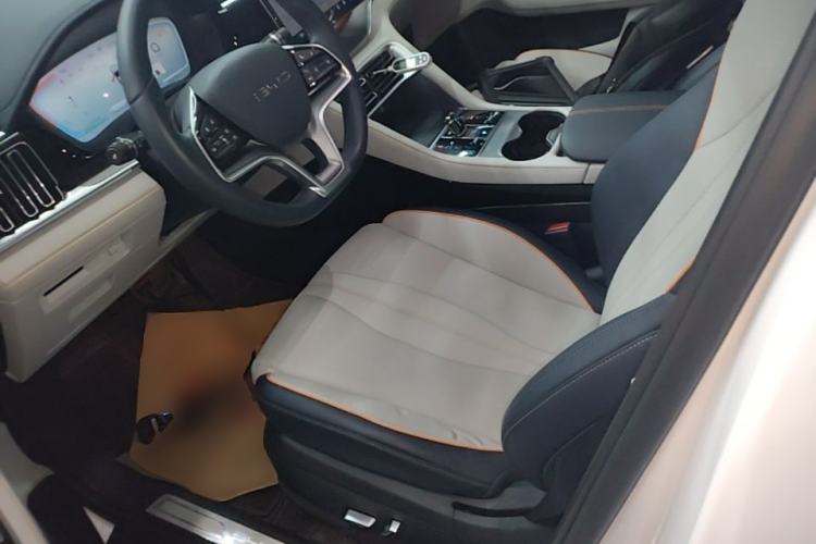 Used BYD Song PLUS New Energy 2024 HONOR Edition DM-i 150km Flagship PLUS Left Front Seat