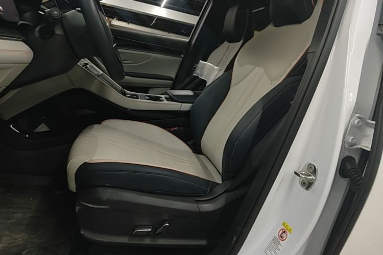 Used BYD Song PLUS New Energy 2024 Honor Edition EV 520km Luxury Model Left Front Seat