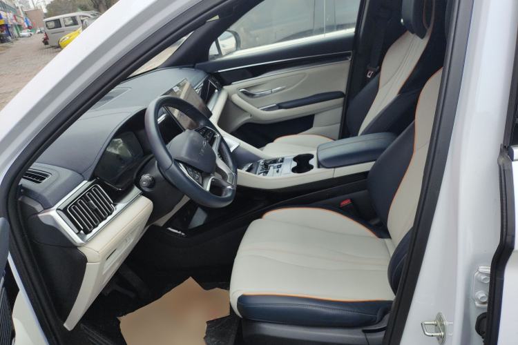 Used BYD Song PLUS New Energy 2024 HONOR Edition DM-i 110km Flagship PLUS Left Front Seat