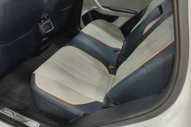Used BYD Song PLUS New Energy 2024 HONOR Edition DM-i 150km Flagship PLUS Left Rear Seat