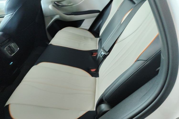 Used BYD Song PLUS New Energy 2024 Honor Edition EV 520km Luxury Model Left Rear Seat