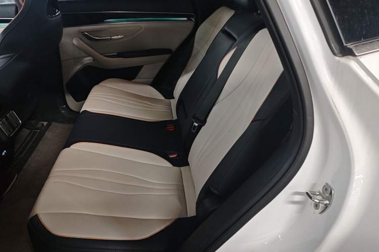 Used BYD Song PLUS New Energy 2024 Honor Edition EV 520km Premium Model Left Rear Seat