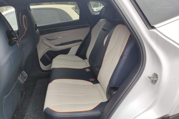 Used BYD Song PLUS New Energy 2024 HONOR Edition DM-i 110km Flagship PLUS Left Rear Seat